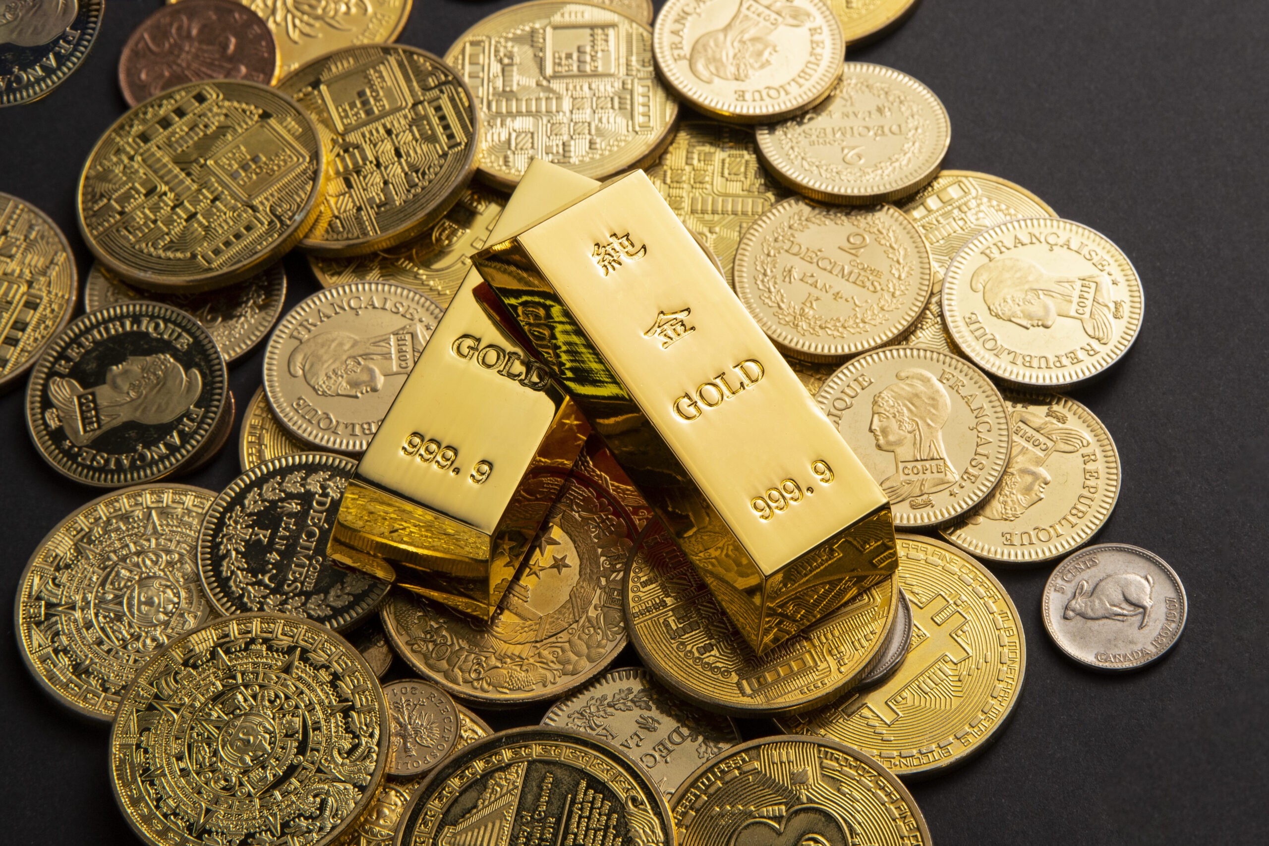 Where Smart Buyers Are Turning During Uncertain Markets: Gold & Bullion Explained